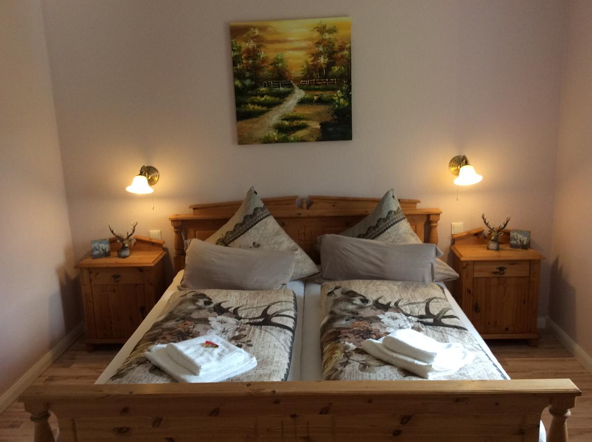 Pension Schmitz Serrig Esterno foto
