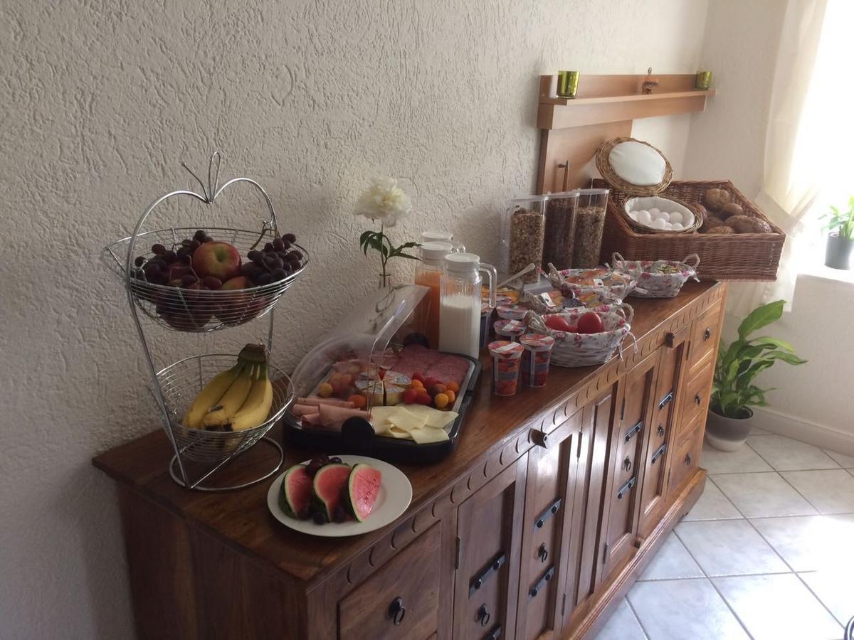 Pension Schmitz Serrig Esterno foto